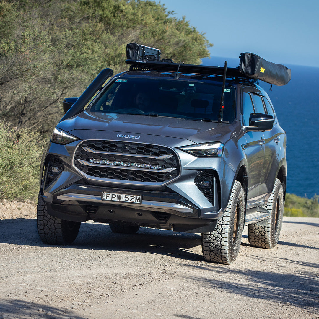 Isuzu MU-X (2024+) Behind Grille Light Kit